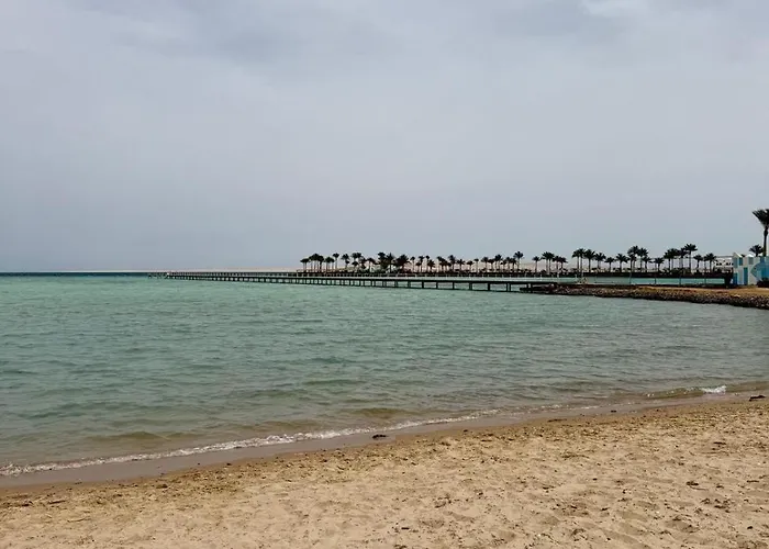 Apartment Alessia Luxury Beachfront - Stunning Panoramic Red Sea View, 74 Sqm Hurghada